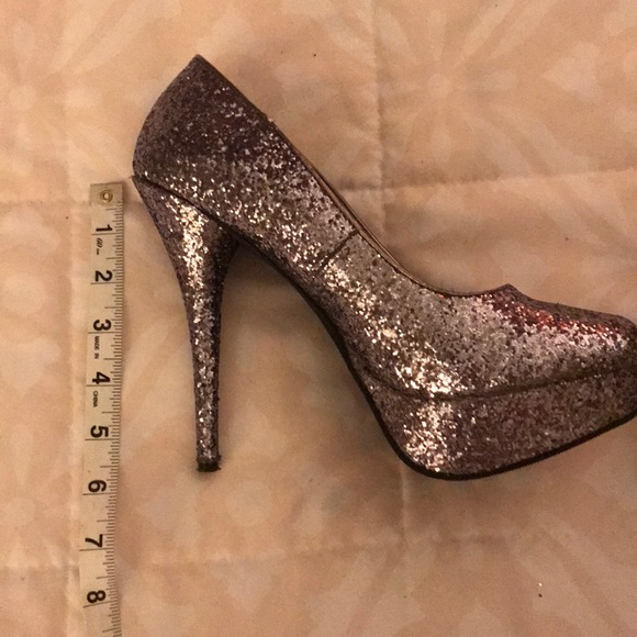 Sparkly Platform Heels Size 9 - Picture 5 of 7
